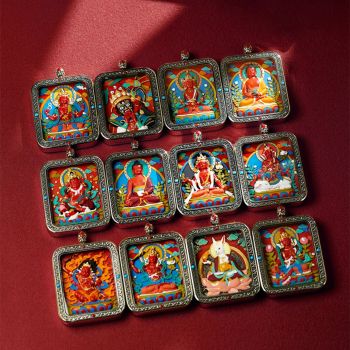 Mooras Handcrafted 3D Thangka Pendant Necklace | Tibetan-Style Mahasthamaprapta Amulet (Ga Wu Box)