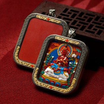 Mooras Hand-painted 3D Thangka Pendant Necklace | Tibetan Samantabhadra Bodhisattva Amulet (Ga Wu Box)