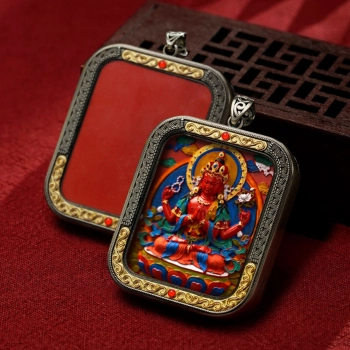 Mooras Hand-painted 3D Thangka Pendant Necklace | Tibetan Buddha Four-Armed Avalokiteshvara Amulet (Ga Wu Box)