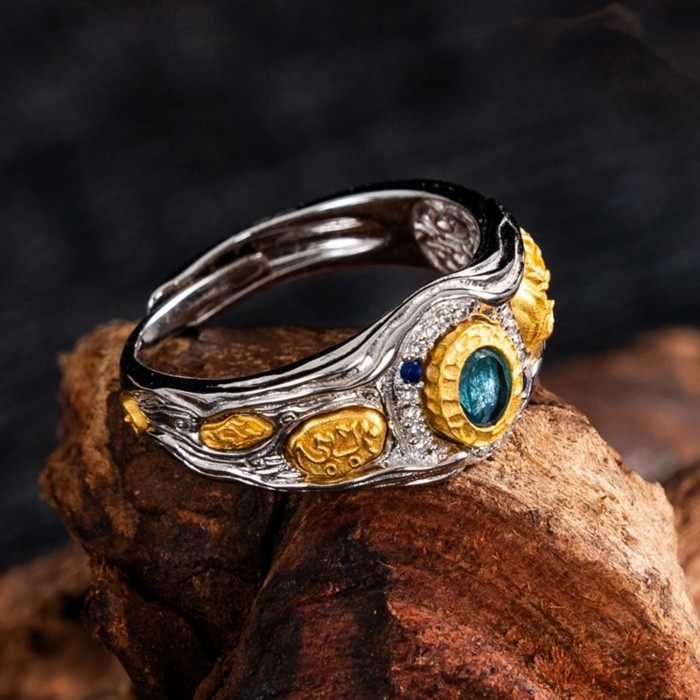 Boutique Green Gem-Embellished Sterling Silver Tibetan Buddhist Ring Zakiram