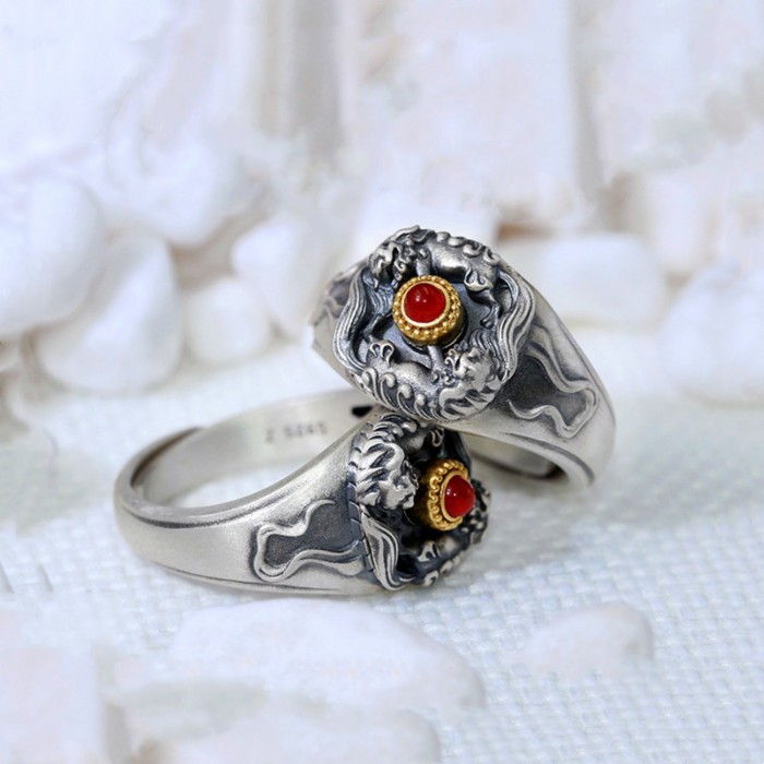 Boutique Vintage Tibetan Snow Lion Sterling Silver Ring with Gemstone
