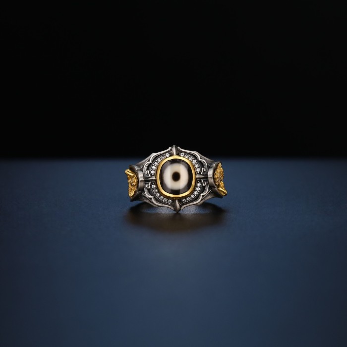 Hand-carved Tibetan Green Tara Sterling Silver Dzi Bead Ring