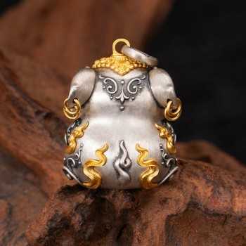 Boutique Vintage Tibetan Buddhist Groundhog Sterling Silver Pendant for Wealth