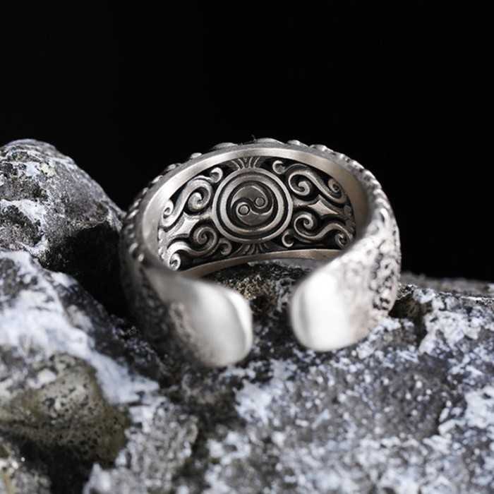 Designer Handcarved Boutique Vintage Five Thunderbolt Amulet Sterling Silver Ring
