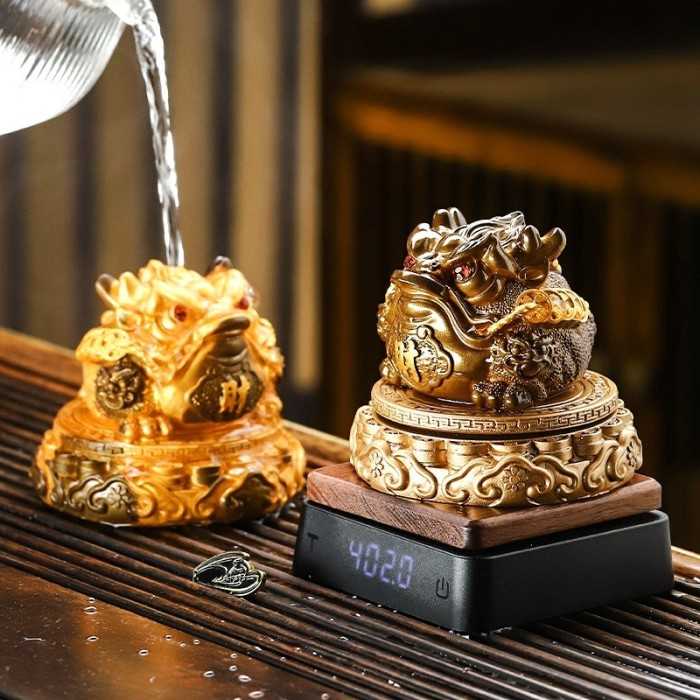 Mooras Chinese Style Fortunes Tea Pet Spinning Golden Toad