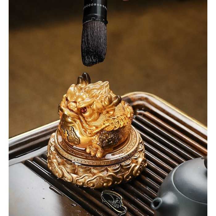 Mooras Chinese Style Fortunes Tea Pet Spinning Golden Toad