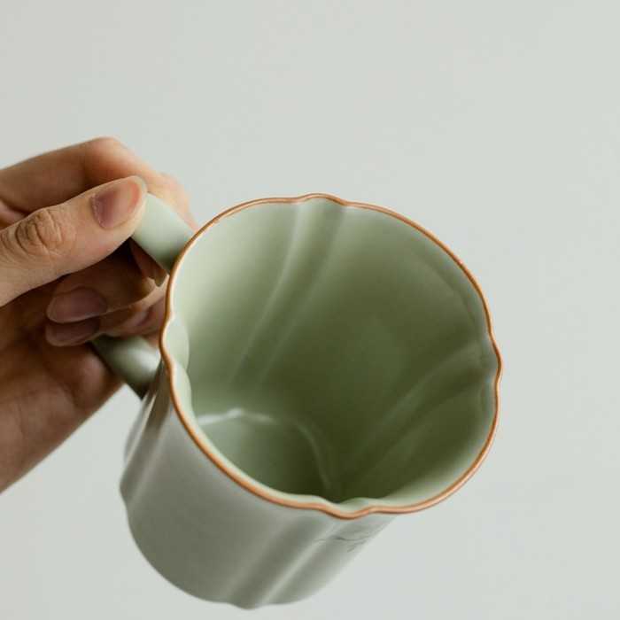 Ru Kiln–Inspired Ceramic Retro Coffee Cup (290 ml)
