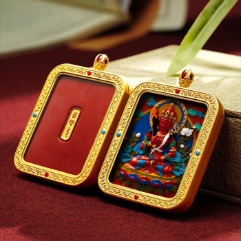 Hand-Painted 3D Thangka Buddha  Akasagarbha Red Sand Brass Pendant Necklace (Ga Wu Box)