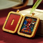 Hand-Painted 3D Thangka Buddha  Akasagarbha Red Sand Brass Pendant Necklace (Ga Wu Box)
