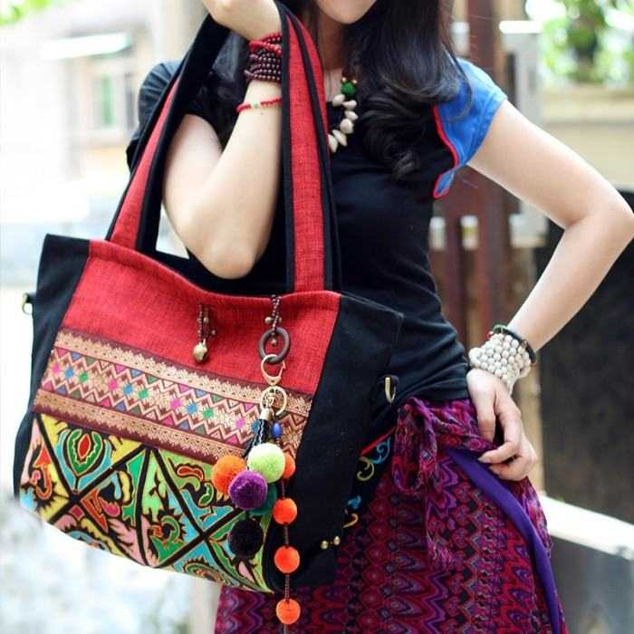 Ethnic-Style Embroidered Handmade Crossbody Bag | Colorful Fringe Decorations, Blending Individuality and Artistry