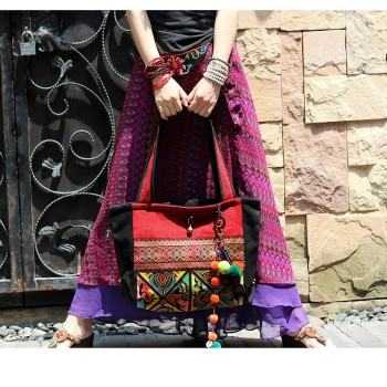 Ethnic-Style Embroidered Handmade Crossbody Bag | Colorful Fringe Decorations, Blending Individuality and Artistry