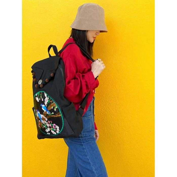 Mooras Hand-embroidered ethnic-style double bird flower branch canvas backpack | Oriental elegance, travel with ease