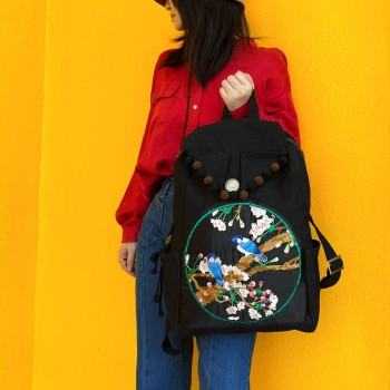 Mooras Hand-embroidered ethnic-style double bird flower branch canvas backpack | Oriental elegance, travel with ease