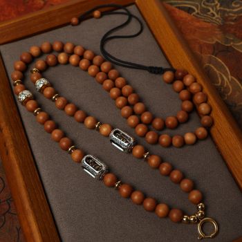 Hand-Painted 3D Thangka Buddha Four-Armed Avalokiteshvara Red Sand Brass Pendant Necklace (Ga Wu Box)